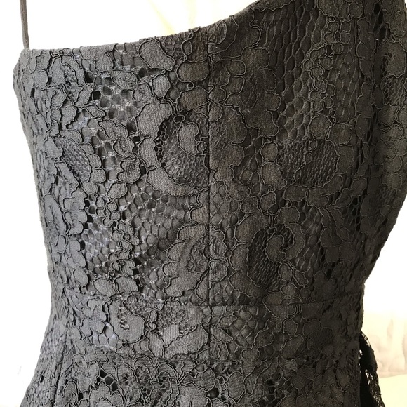 Forever New black lace dress - Picture 5 of 7